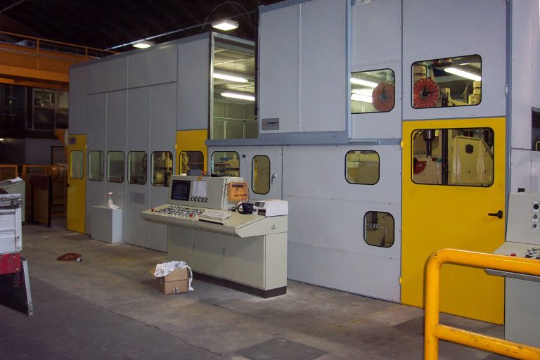 Cabina insonorizzata per laminatoio